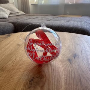 Personalisierte Weihnachtskugel, Name, Baby, Kind, Weihnachten, Deko, Andenken, Erinnerungsstück, – Foto 1 von 3