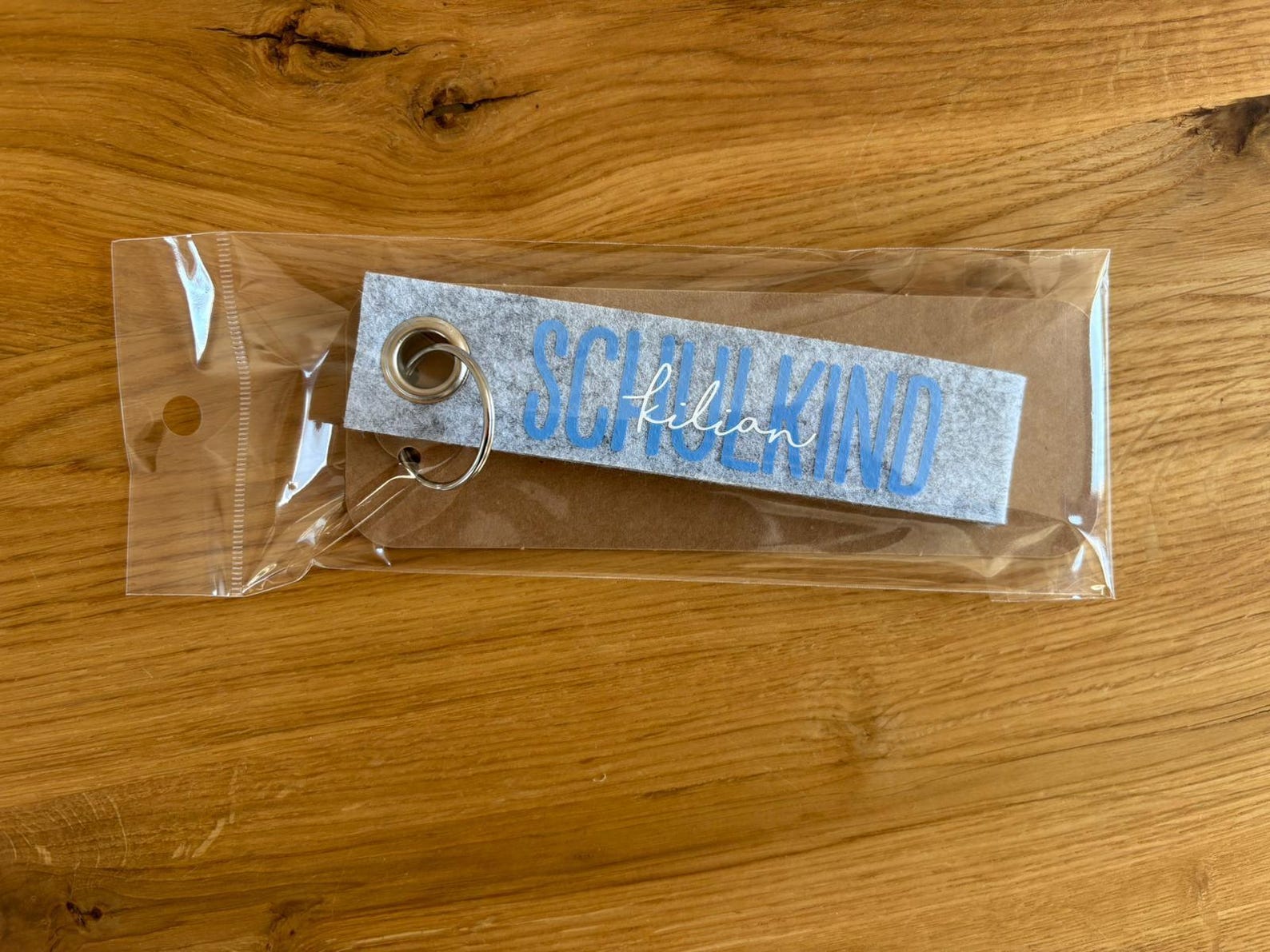 Personalisierte Schlüsselanhänger aus Filz – Foto 3 von 5